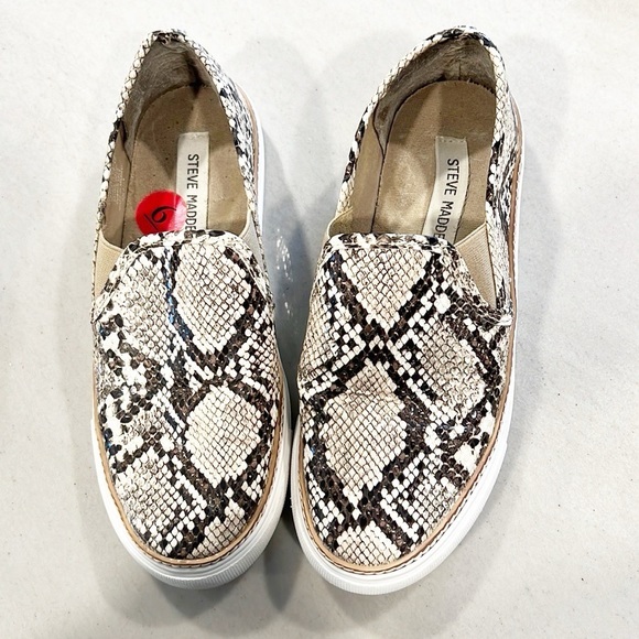 Steve Madden Shoes - Steve Madden Women's Jalia Reptile Snakeprint Sip On Sneakers Loafers Size 6